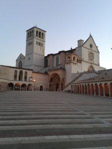Assisi all'alba