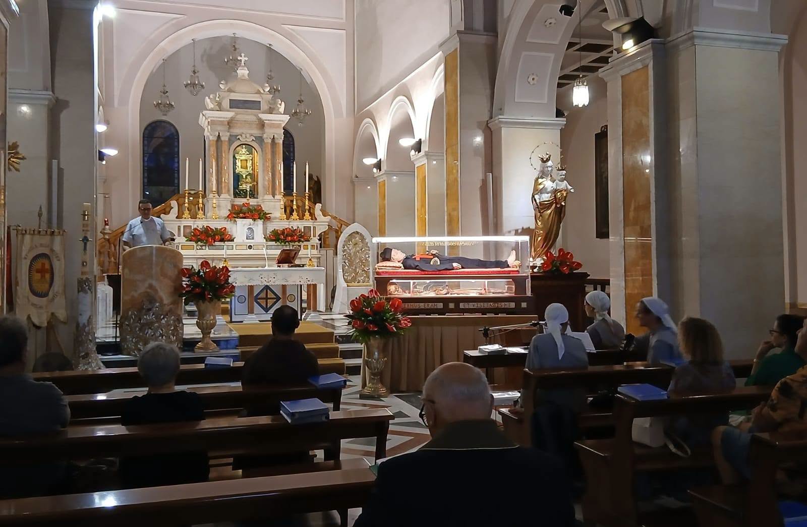 Il volto che cura, quello di Cristo, si riflette in S. Camillo